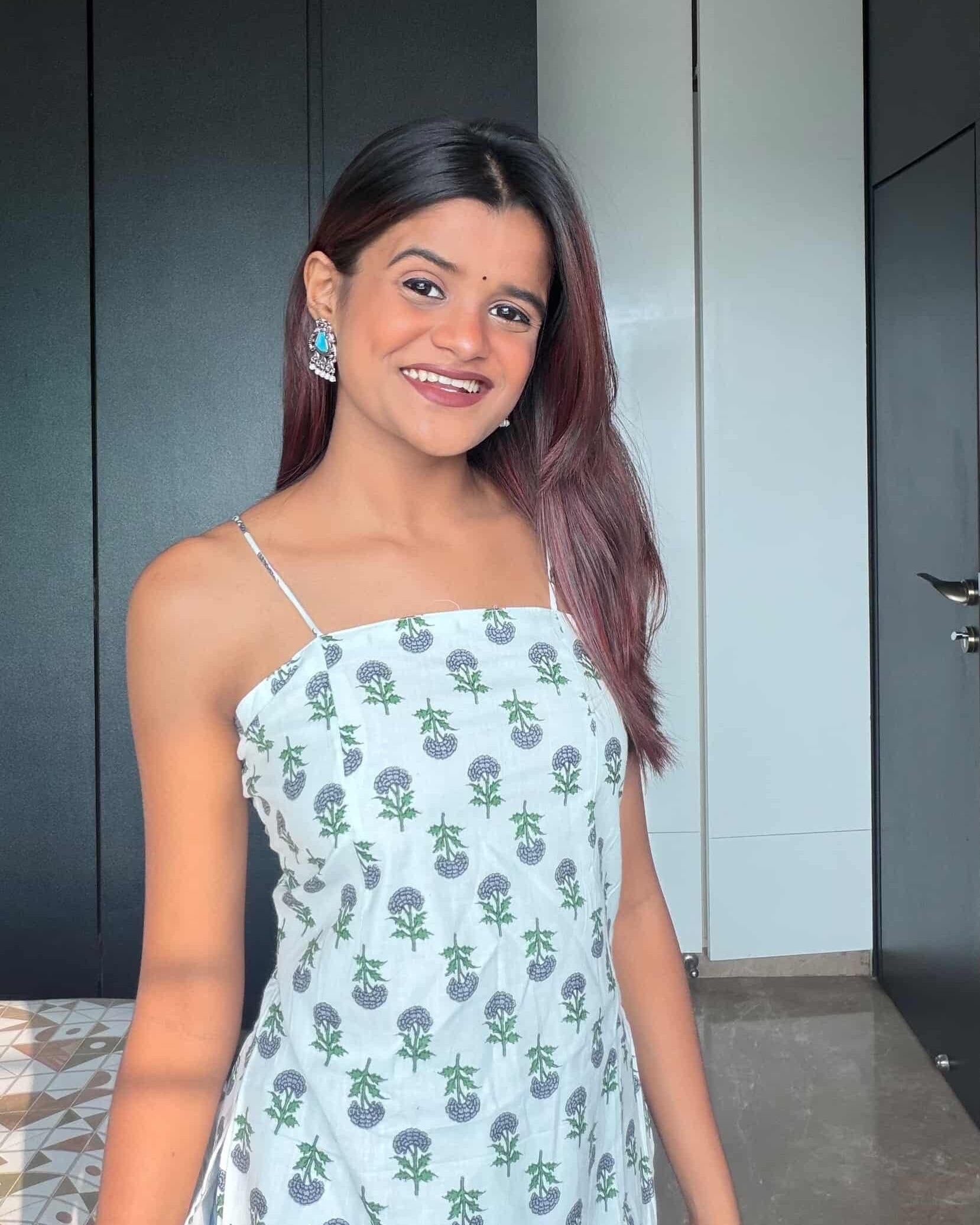 Mogra Spaghetti Kurti-Women